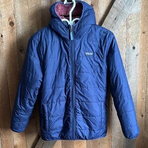 Patagonia Kid’s reversible jacket size 14